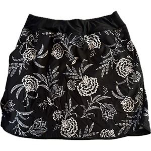 Lands End Size 4 Women's Floral Black Sport Skirt Elastic Waist Lightweight‎